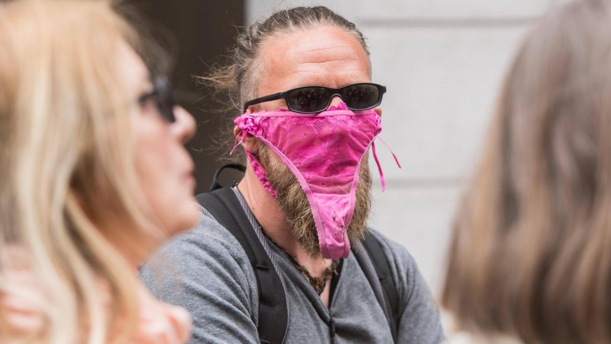 Hygiene-Demo, mundschutz, maskenpflicht, rechts demonstration