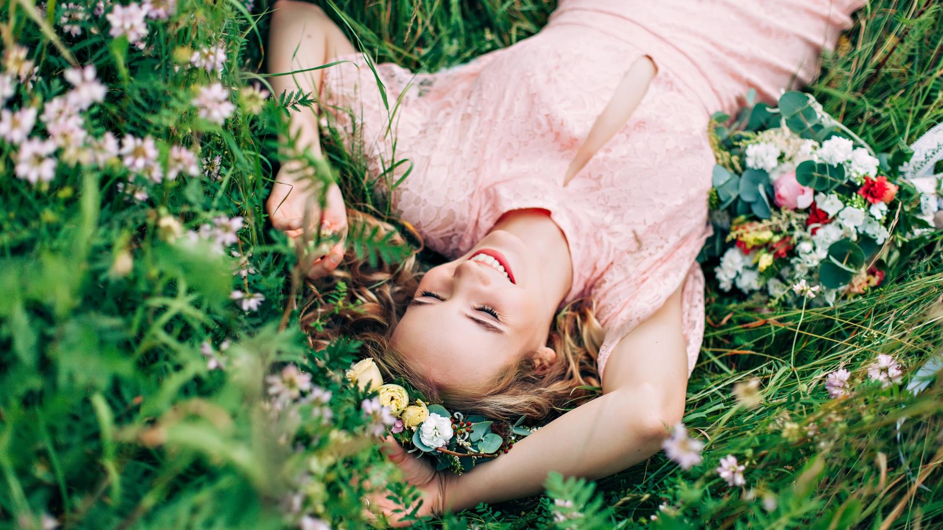 Frau Wiese Lachen Sommer