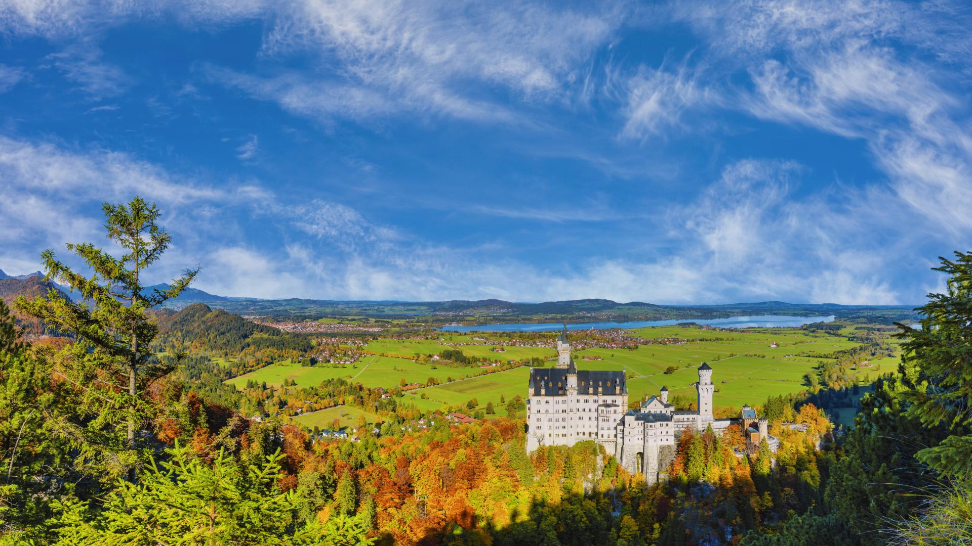 Schloss Neuschwanstein ammergebirge herbst