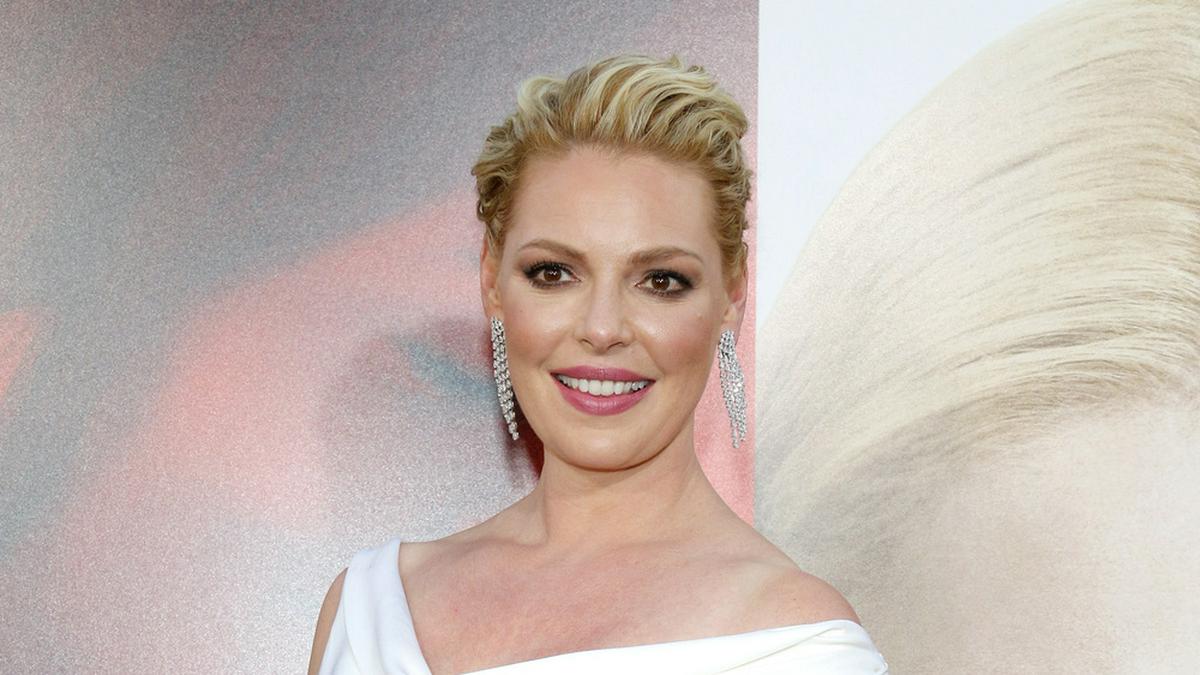 Katherine Heigl meldet sich nach einer Operation aus dem Krankenhaus. © Shutterstock.com / Tinseltown