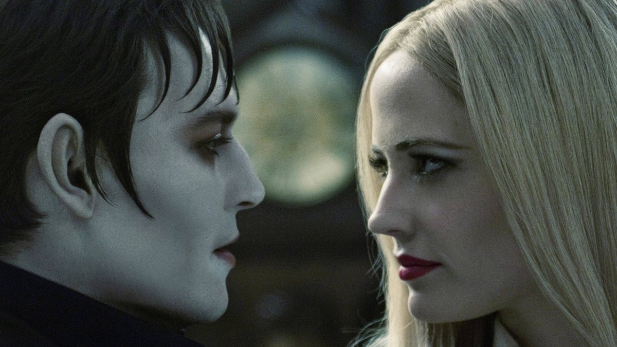 Johnny Depp und Eva Green in "Dark Shadows". © imago images/Everett Collection