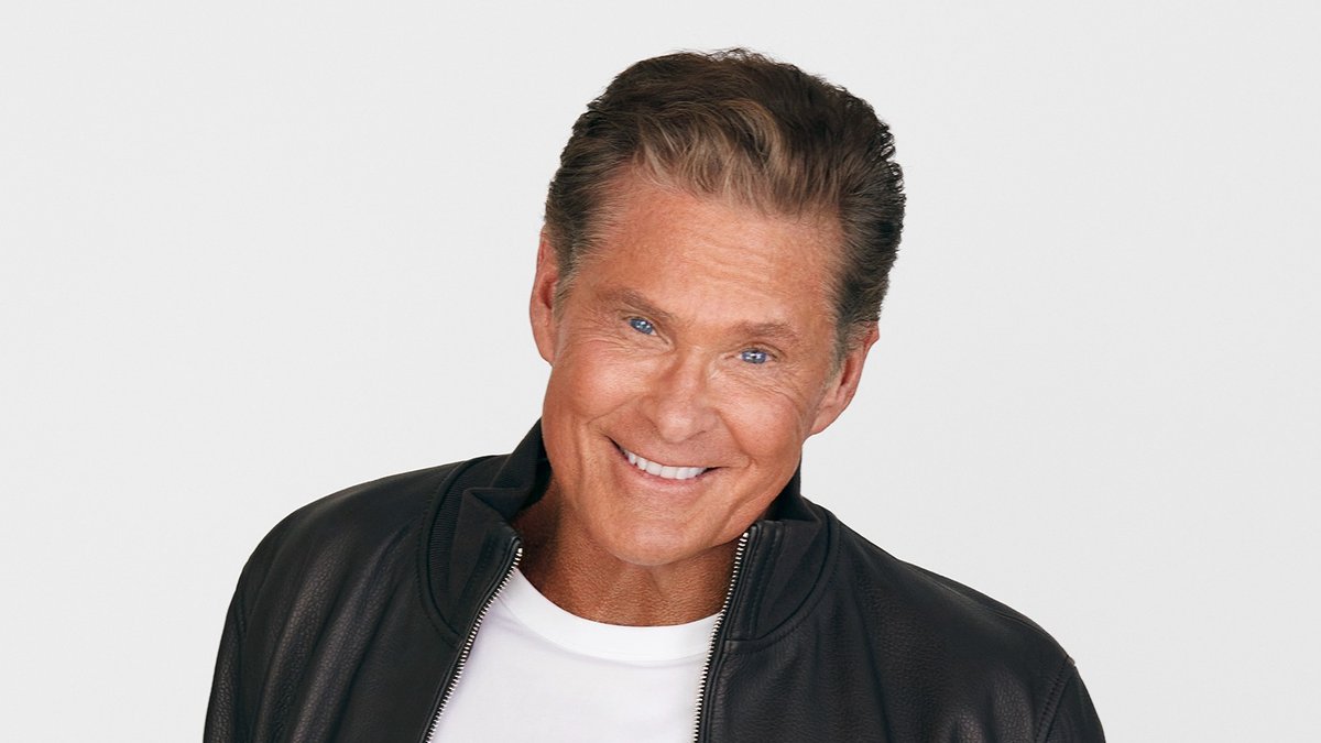 David Hasselhoff kennen Fans aus "Baywatch"