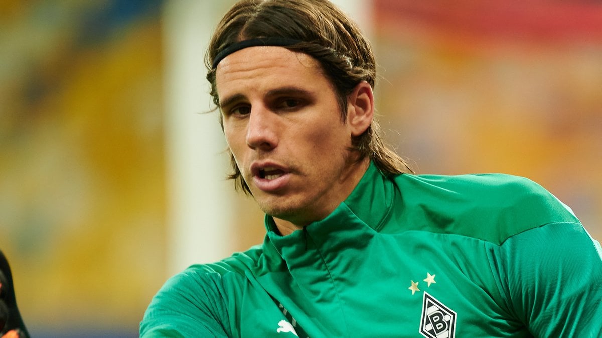 Der Schweizer Torhüter Yann Sommer verdient seine Brötchen in der Bundesliga bei Borussia Mönchengladbach.. © Vitalii Vitleo / shutterstock.com