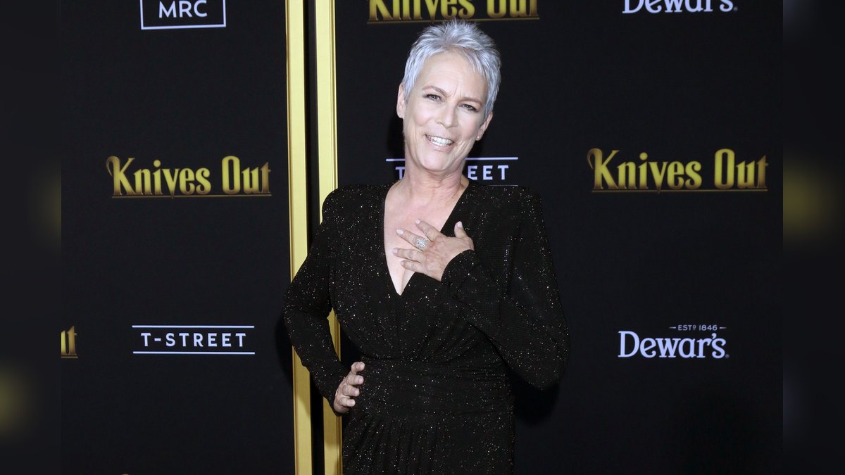 Jamie Lee Curtis auf dem roten Teppich.. © Kathy Hutchins/Shutterstock.com