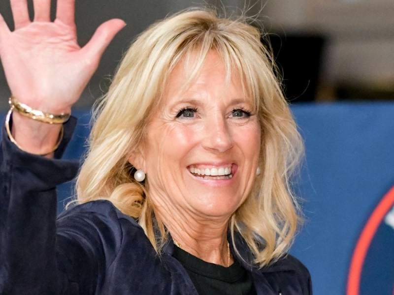 First Lady Jill Biden ziert mit 70 Jahren das Cover der US-Ausgabe der "Vogue".. © imago/ZUMA Wire