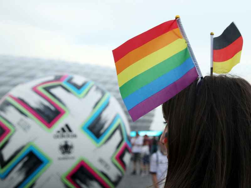 Fußball-EM Regenbogenflagge