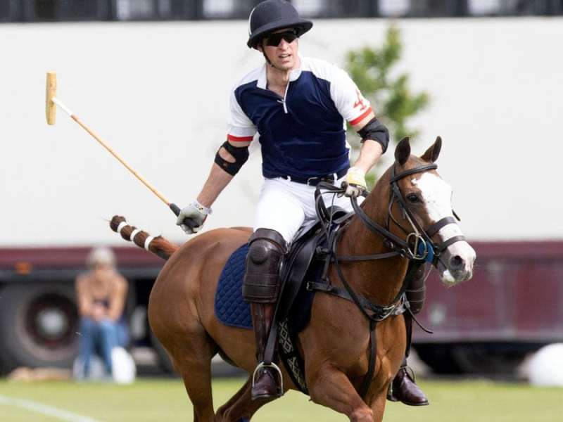 Prinz William bei dem Polo-Turnier.. © imago/i Images