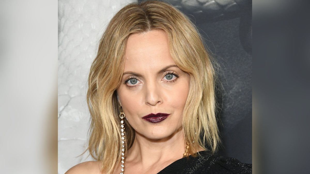 Mena Suvari 2019 auf dem roten Teppich. © Quinn Jeffrey/Shutterstock