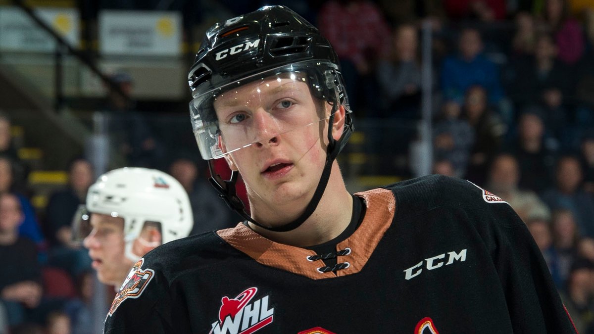 Eishockeyprofi Luke Prokop bei einem Spiel.. © Marissa Baecker / Getty Images