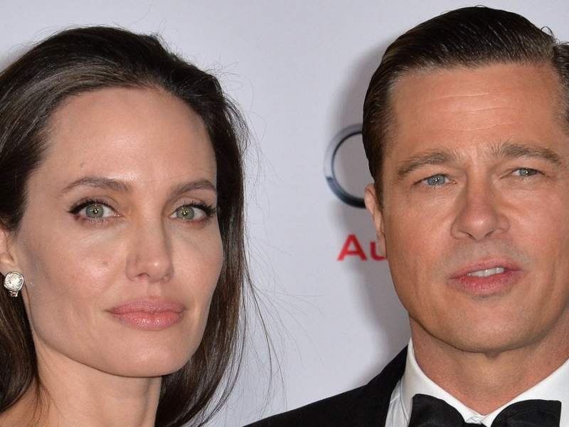 Angelina Jolie und Brad Pitt im Jahr 2015. © Featureflash Photo Agency/Shutterstock.com