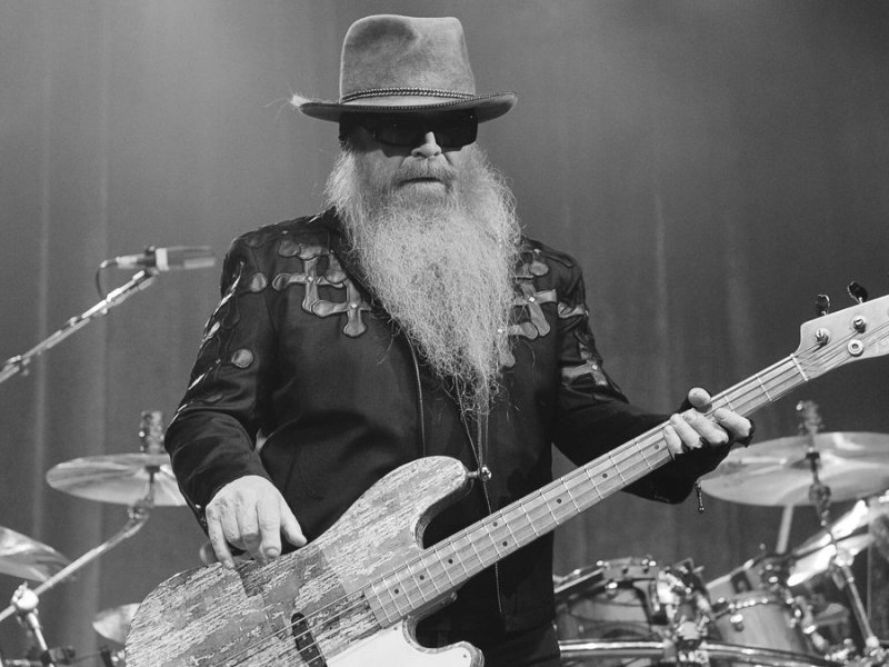 Dusty Hill war Bassist der Kultband ZZ Top.. © Brent Perniac/AdMedia/ImageCollect