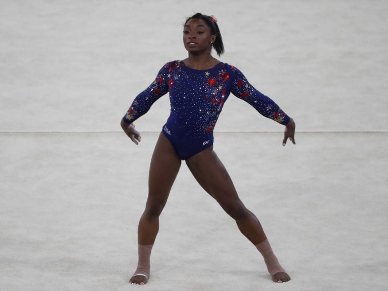 Simone Biles bei einem ihrer Wettkämpfe.. © A.RICARDO/Shutterstock.com