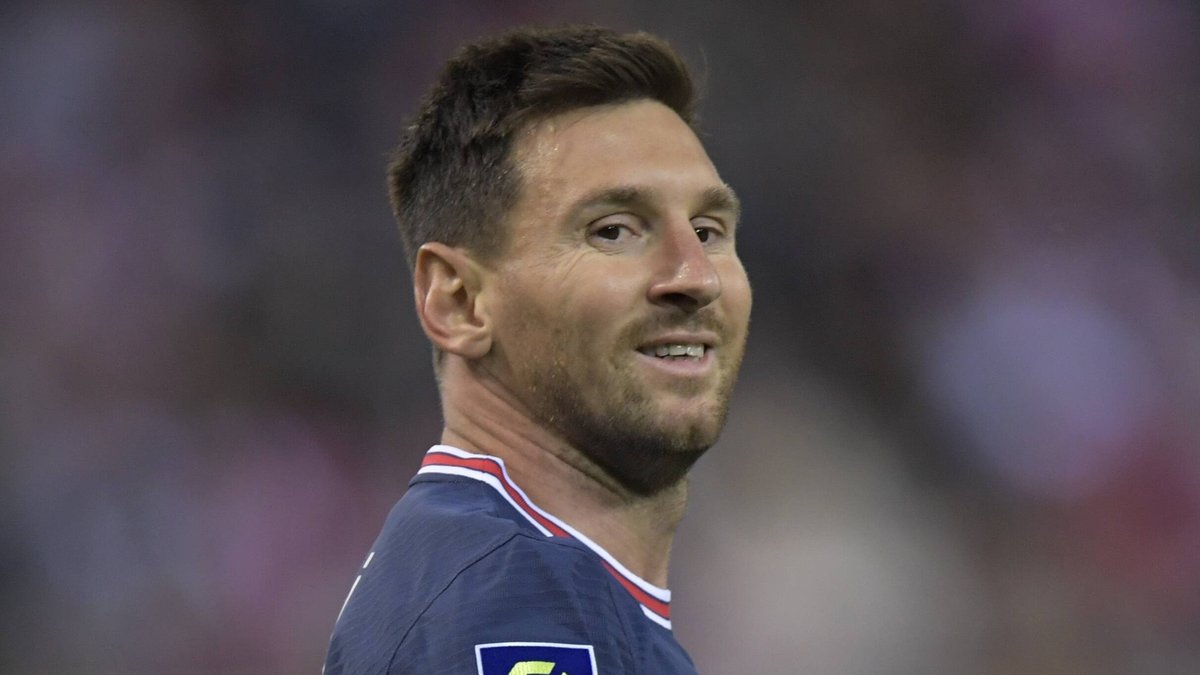 Lionel Messi während seines ersten Spiels für Paris Saint-Germain.. © imago images/ANP