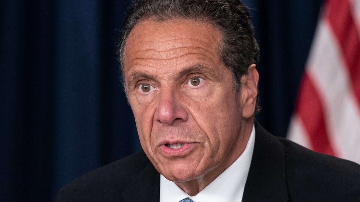 Andrew Cuomo legt sein Amt nieder.. © lev radin/Shutterstock