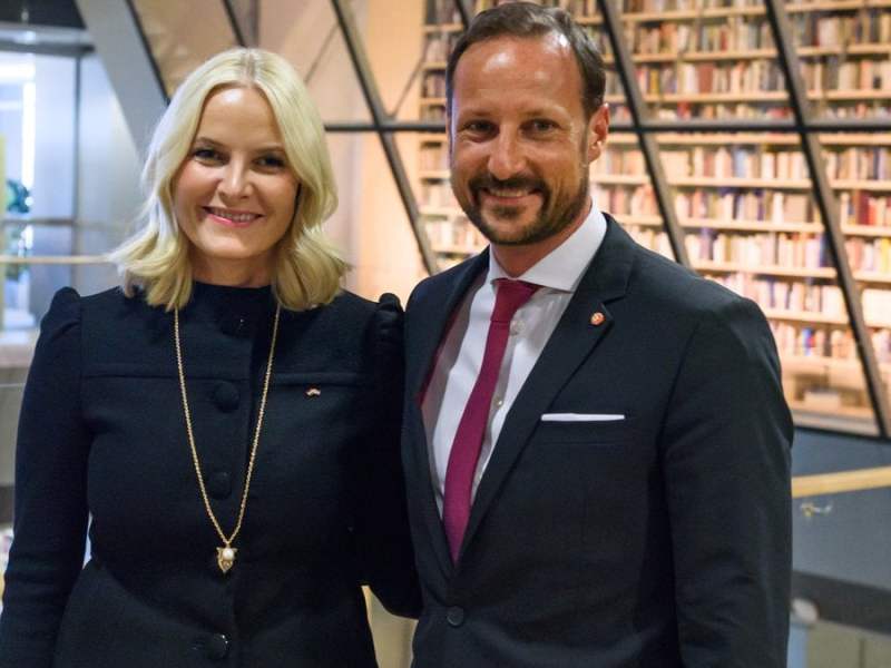 20 Jahre glückliche Ehe: Mette-Marit und Haakon. © Gints Ivuskans/Shutterstock