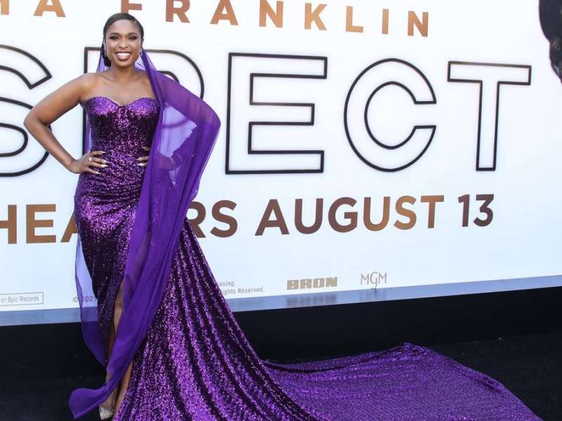 Jennifer Hudson in ihrer lila Traumrobe.. © imago/NurPhoto