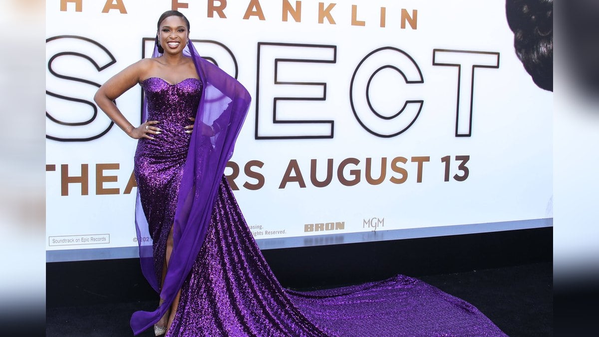 Jennifer Hudson in ihrer lila Traumrobe.. © imago/NurPhoto