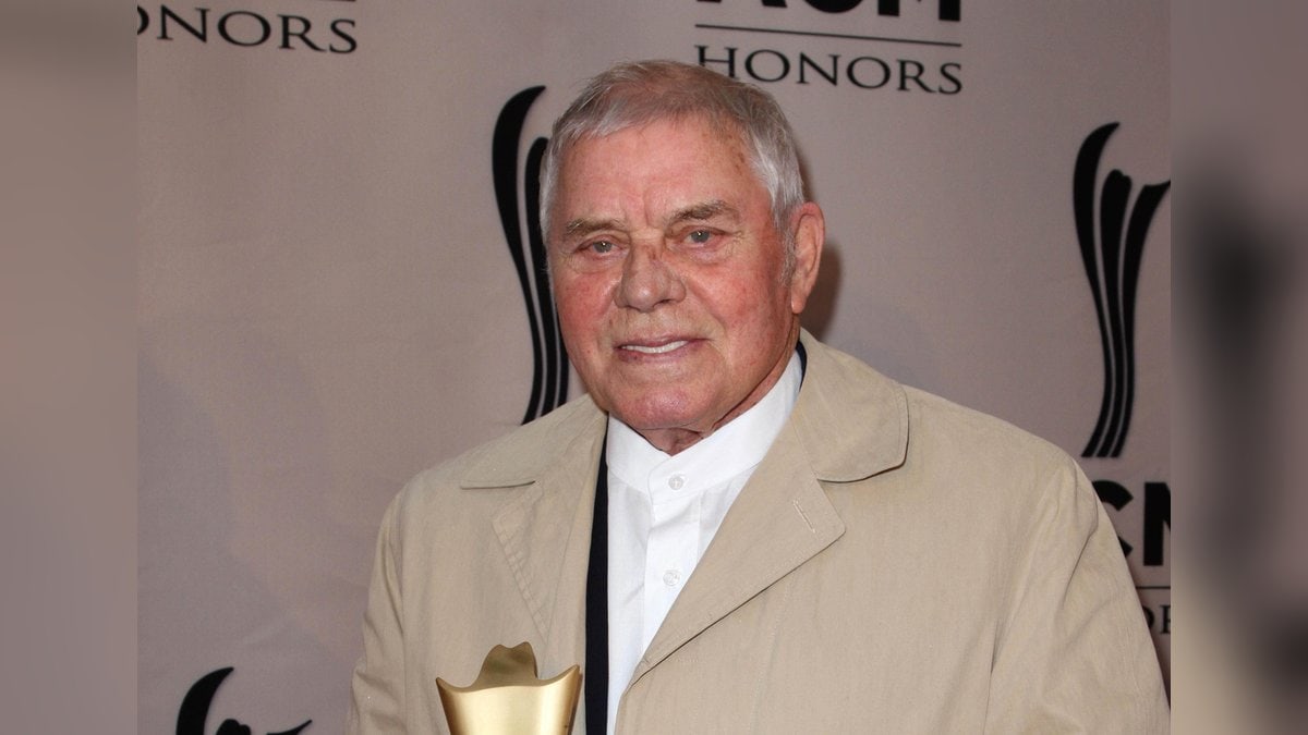 Country-Star Tom T. Hall ist mit 85 Jahren gestorben.. © s_bukley/Shutterstock.com