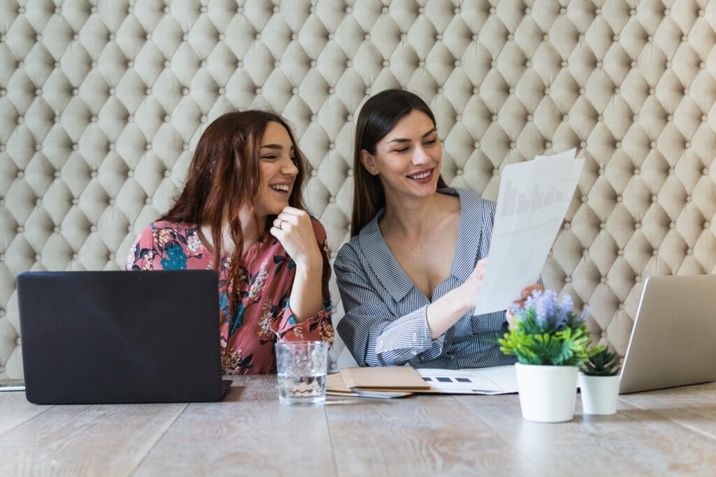 Frauen arbeiten, Empathie lernen