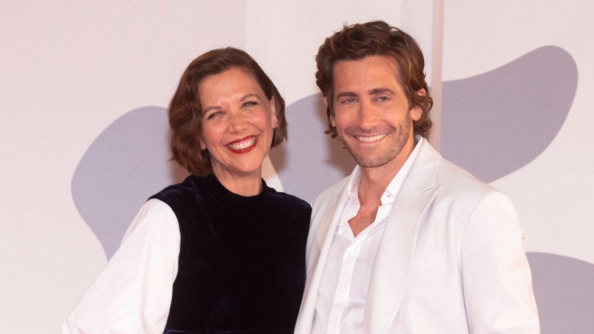 Maggie Gyllenhaal und Bruder Jake strahlten auf dem roten Teppich. © imago images/ZUMA Wire