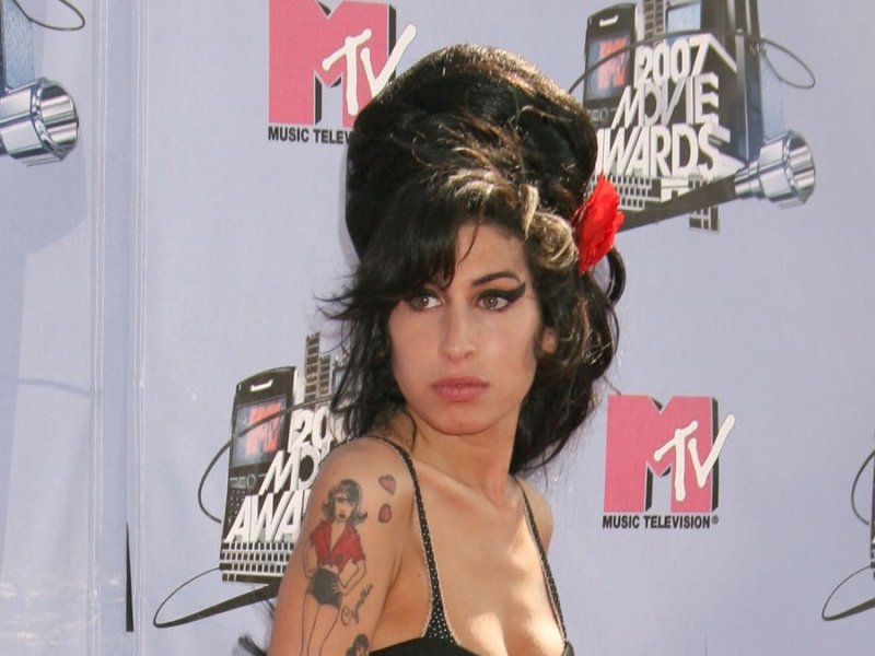 Amy Winehouse bei den MTV Movie Awards im Jahr 2007.. © Russ Elliot/AdMedia/ImageCollect