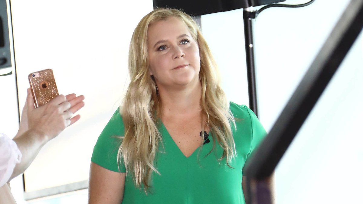 Amy Schumer litt unter schlimmen Schmerzen aufgrund von Gewebewucherungen außerhalb der Gebärmutter.. © John Nacion/starmaxinc.com/ImageCollect