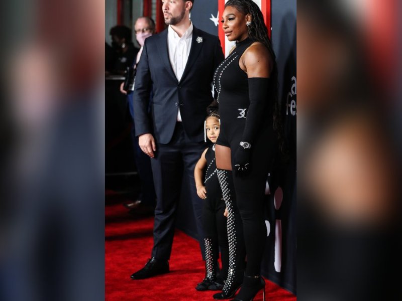 Alexis Ohanian (li.) und Serena Williams mit Tochter Alexis Olympia in Los Angeles.. © imago/NurPhoto