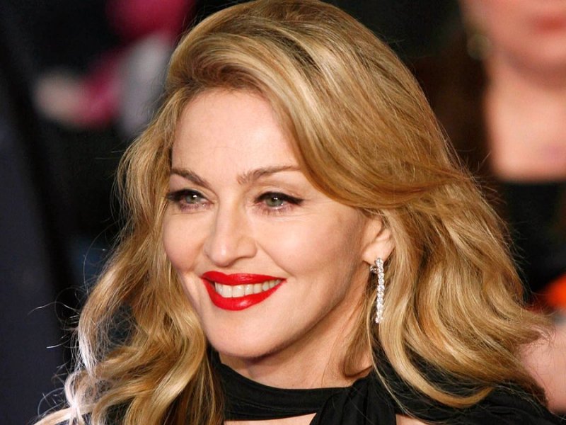 Madonna hat ihre erotischen Bilder mit einer kleinen Änderung wieder online gestellt.. © RC2/Xposure/starmaxinc.com/ImageCollect/ImageCollect