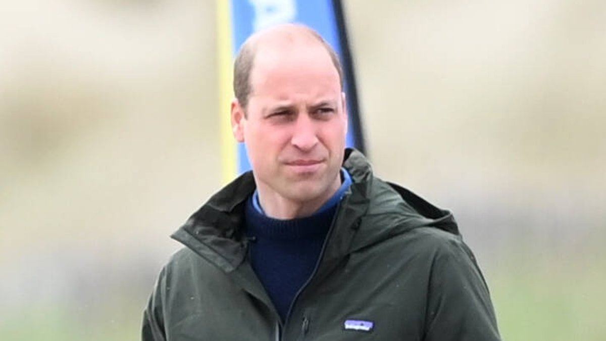 Prinz William hat seine Zeit als Rettungspilot sehr belastet.. © imago images/Papixs/Starface