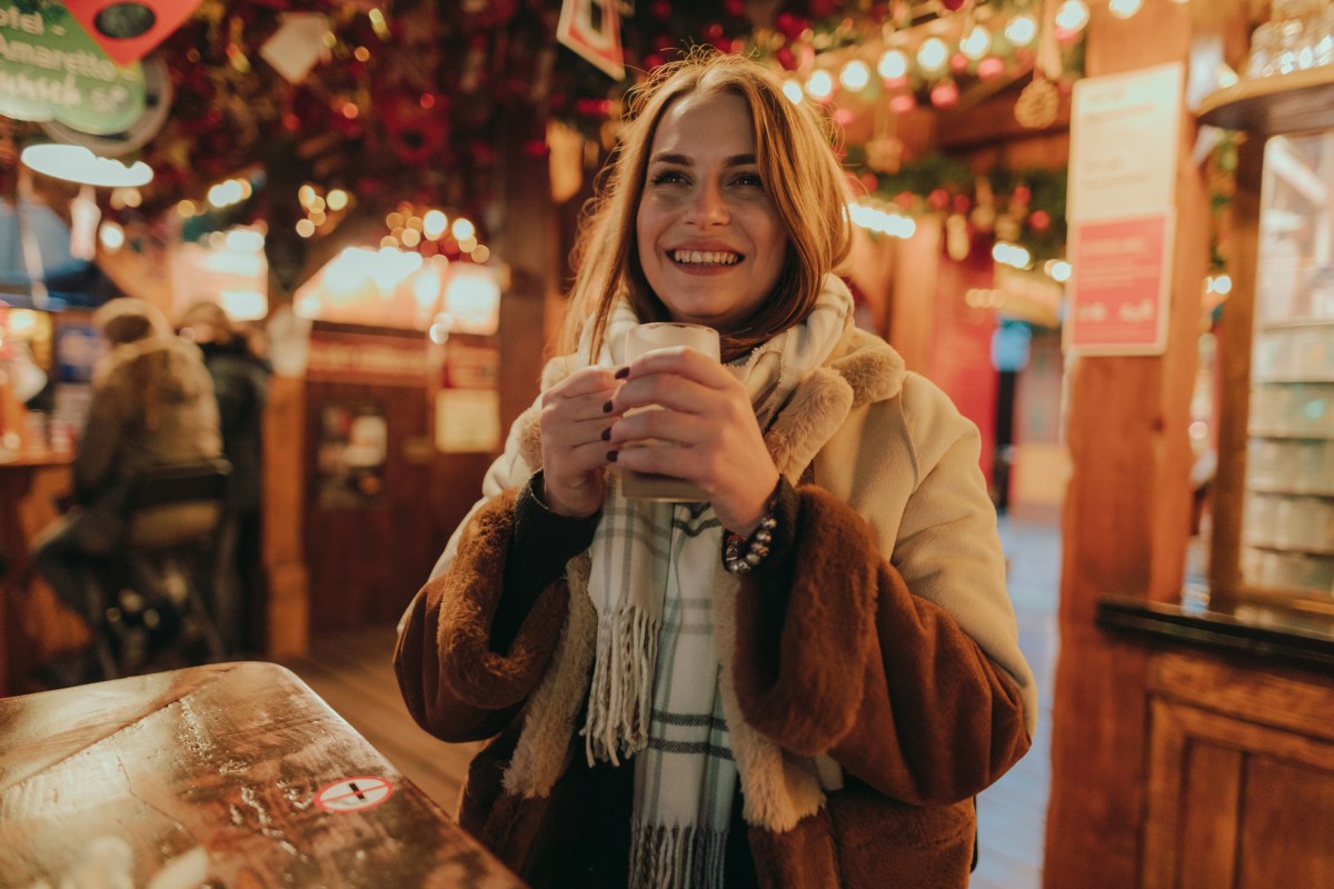 Frau Weihnachtsmarkt