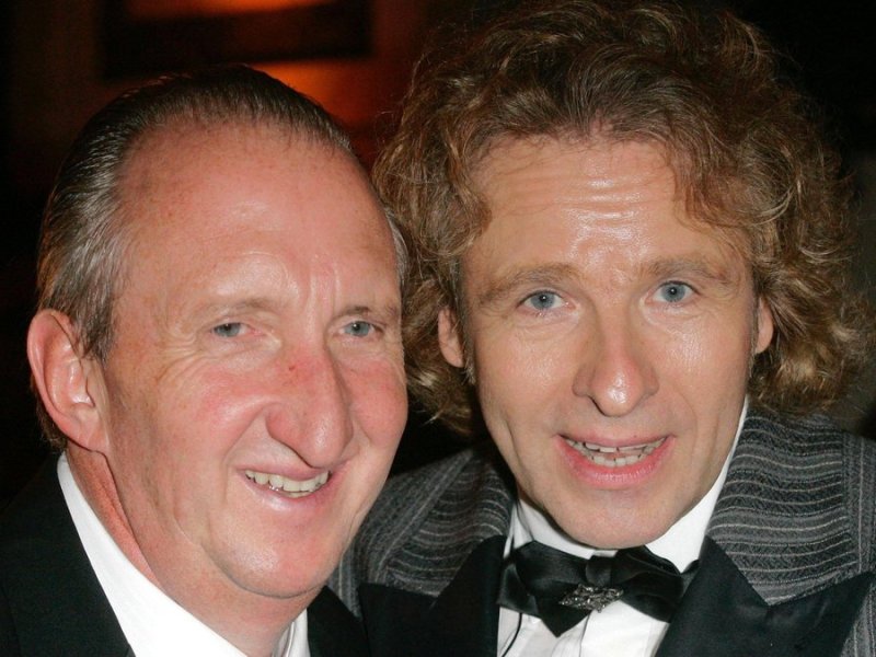 Mike Krüger (l.) und Thomas Gottschalk auf einer Gala 2006.. © imago/Mauersberger