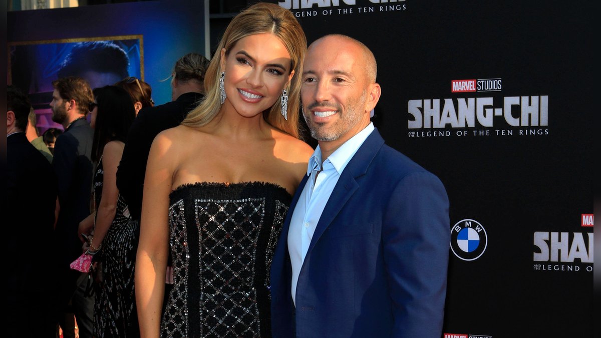 Chrishell Stause und Jason Oppenheim wurden insbesondere durch die Netflix-Serie "Selling Sunset" bekannt.. © imago images/Future Image