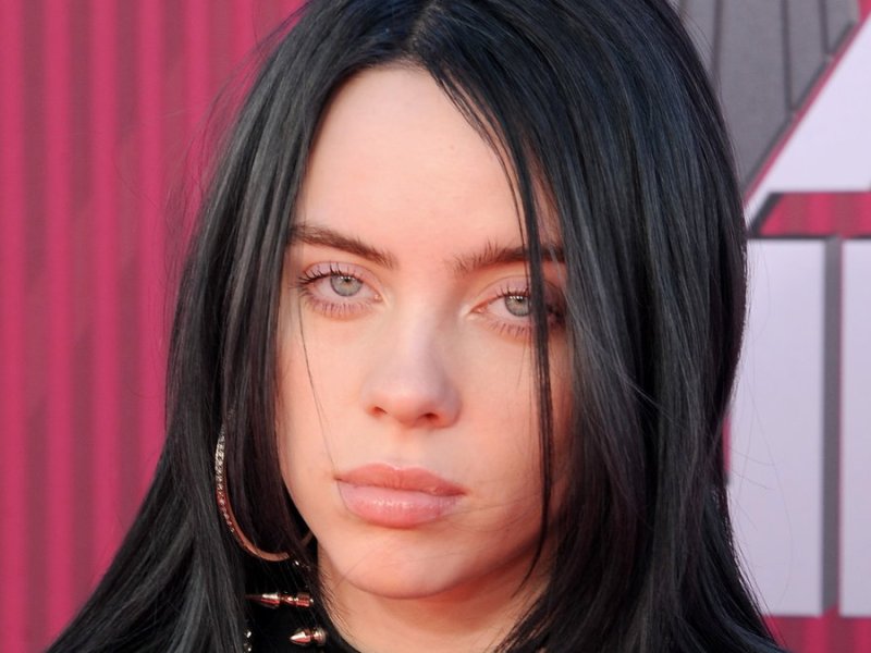 Billie Eilish hat sich von ihrer platinblonden Mähne verabschiedet.. © Tinseltown/Shutterstock.com