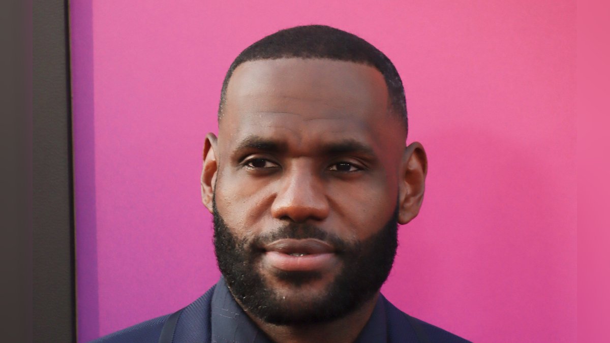 Ein dritter Test brachte Gewissheit: LeBron James hat Corona.. © imago/Cinema Publishers Collection