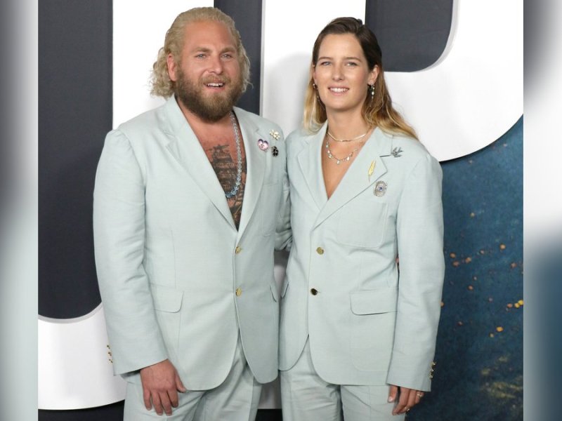 Jonah Hill und seine Freundin Sarah Brady auf der "Don't Look Up"-Premiere in New York City.. © imago/MediaPunch