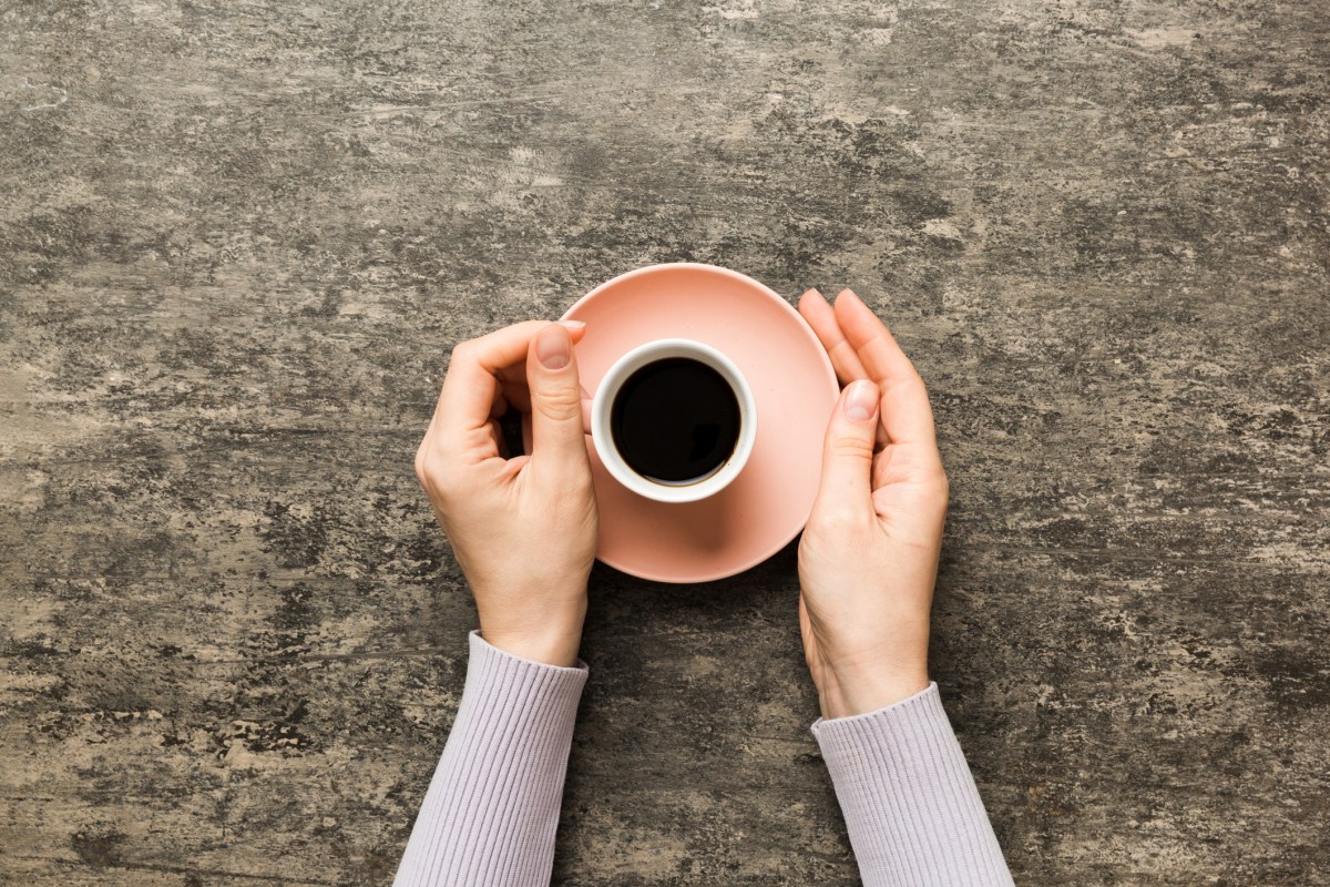 Tasse Kaffee Hände