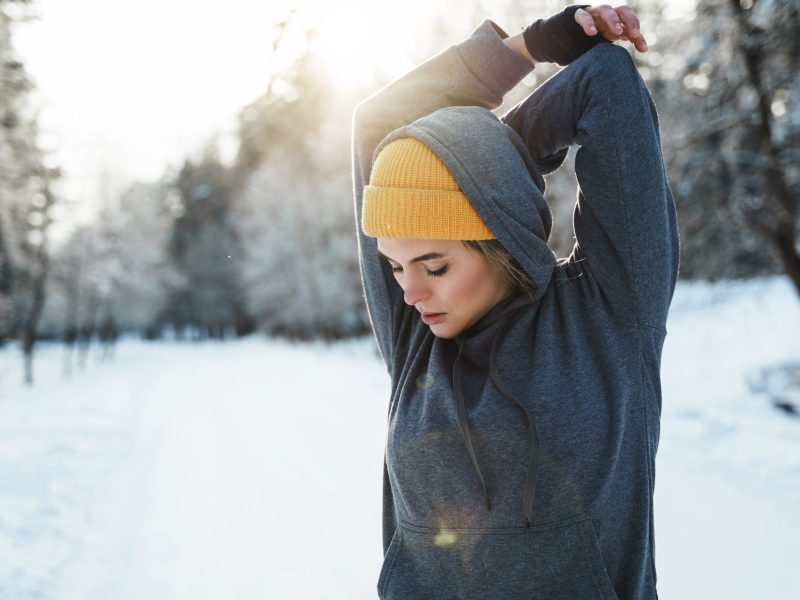 Frau Sport Schnee