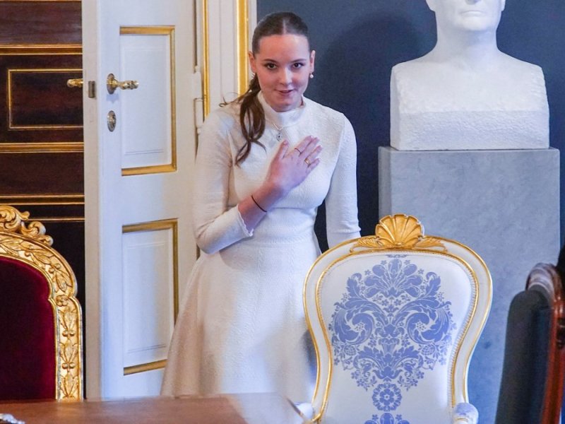 Prinzessin Ingrid Alexandra bei einer Kabinettssitzung im Palast.. © LISE ASERUD / NTB/AFP via Getty Images