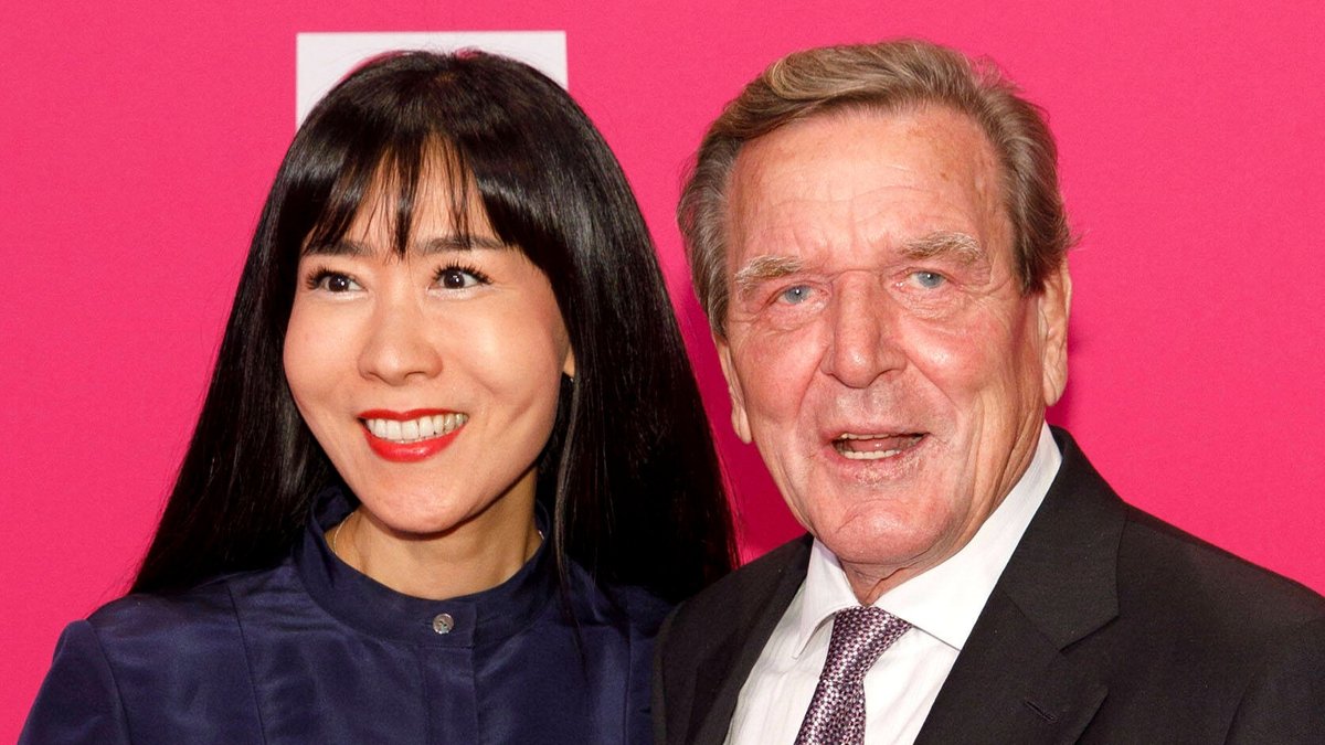 Soyeon Schröder-Kim und Gerhard Schröder sind seit 2018 verheiratet.. © imago/Future Image