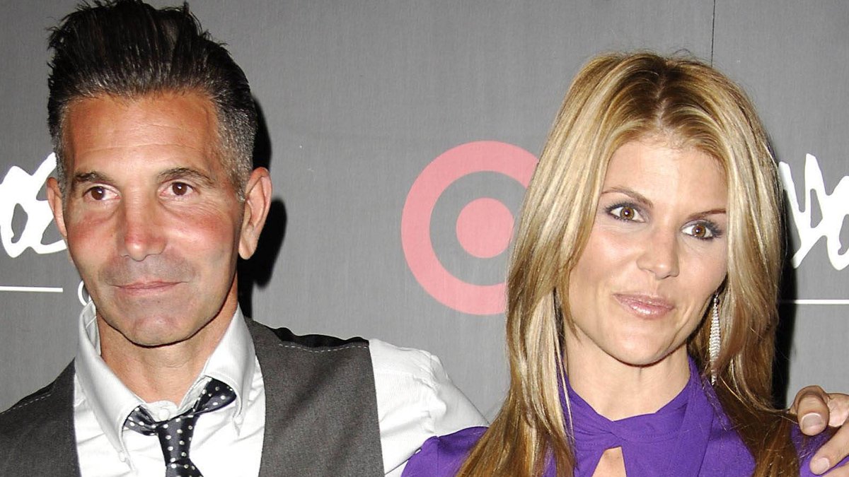 Bei Lori Loughlin und Mossimo Giannullli wurde eingebrochen.. © imago/ZUMA Globe