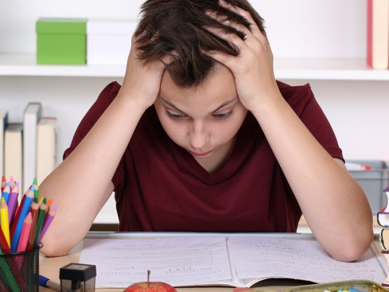 Auch immer mehr Schüler leiden unter der Volkskrankheit Burnout.. © Markus Mainka/Shutterstock.com