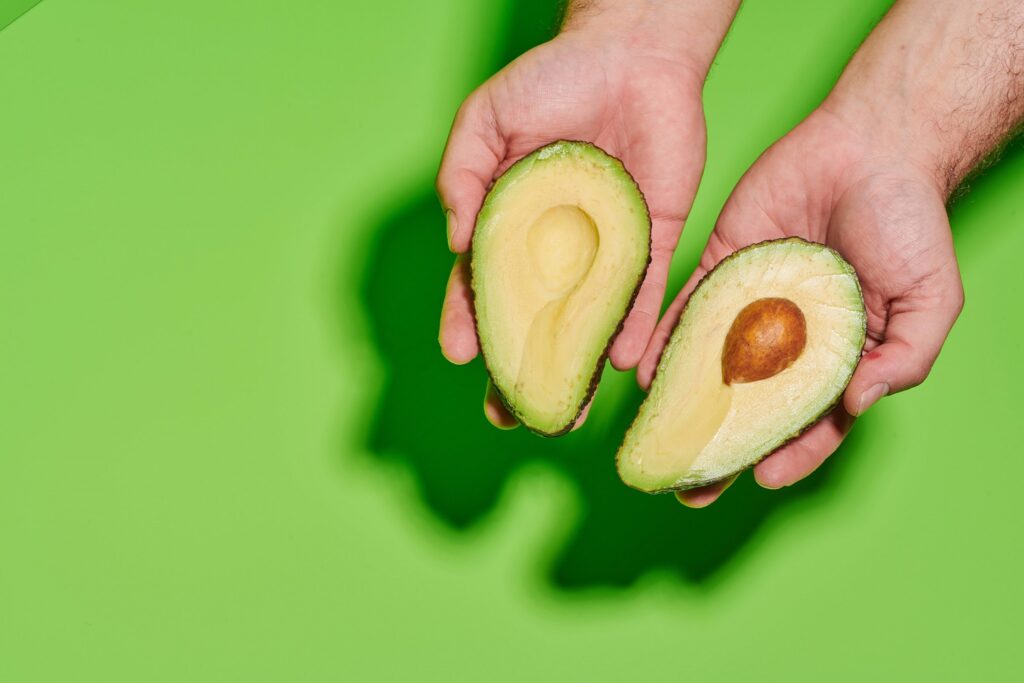 Aufgeschnittene Avocado