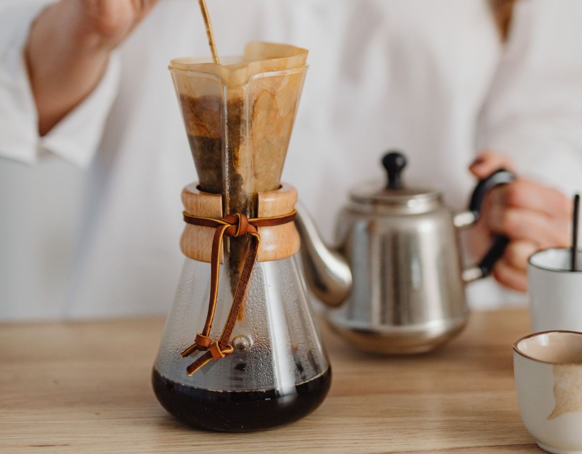 Kaffee mit Honig süßen