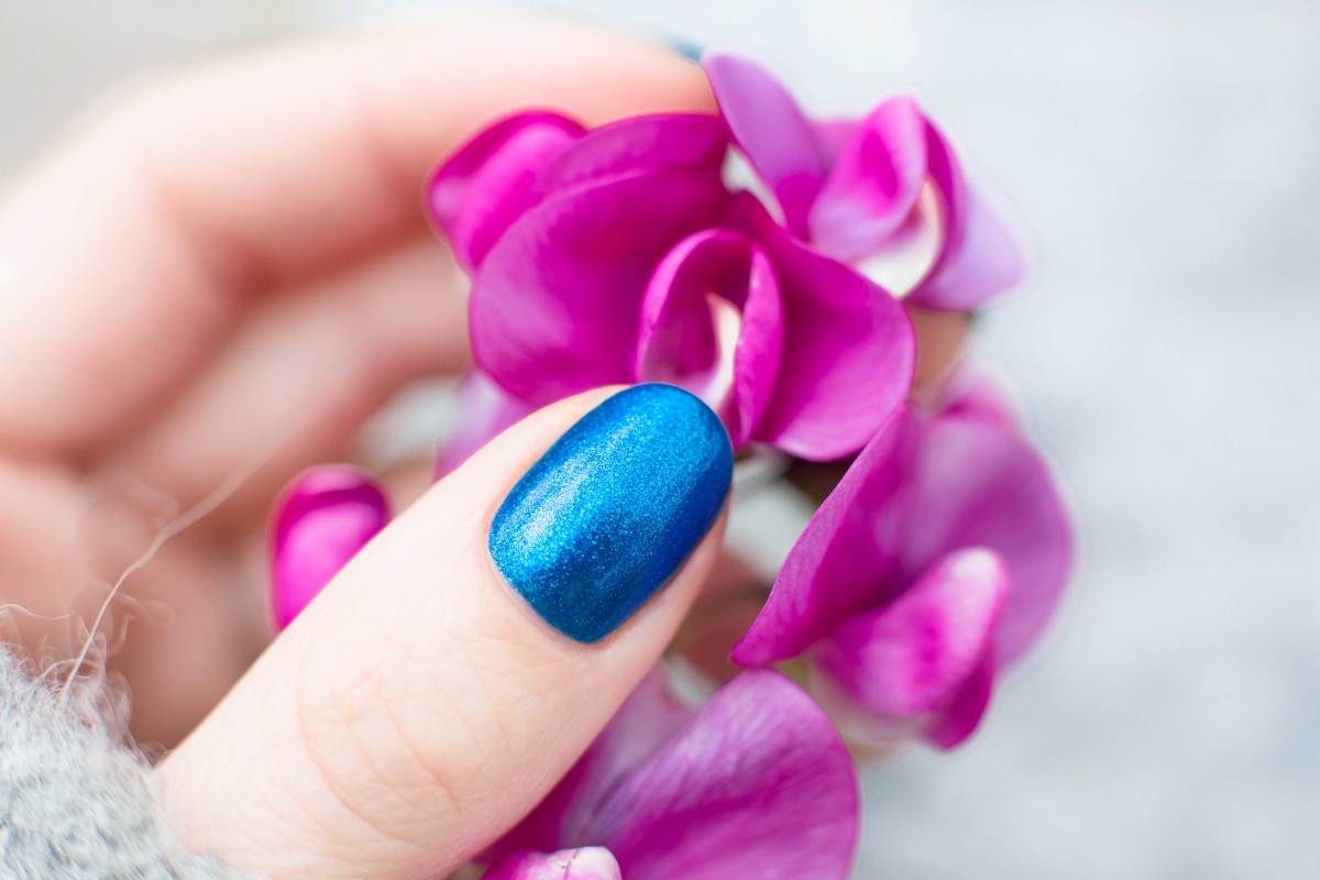 Velvet Nails