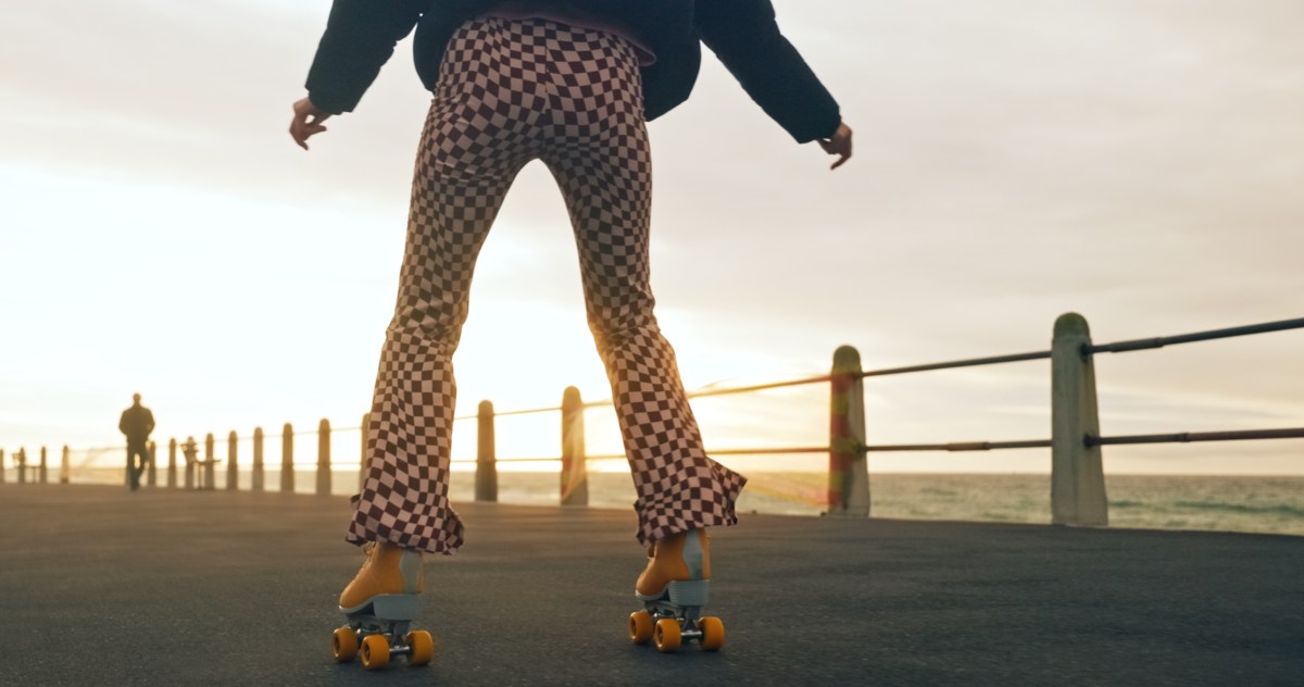 Frau Rollschuhe Sonnenuntergang