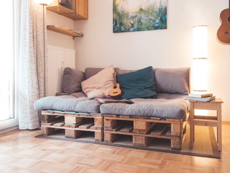 palettenmöbel wohnung zuhause wohnzimmer holz boden einrichten