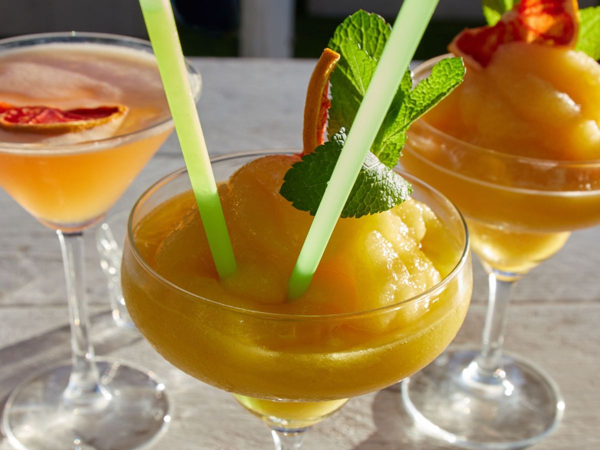 Diese Cocktails im Sommer eiskalt genießen