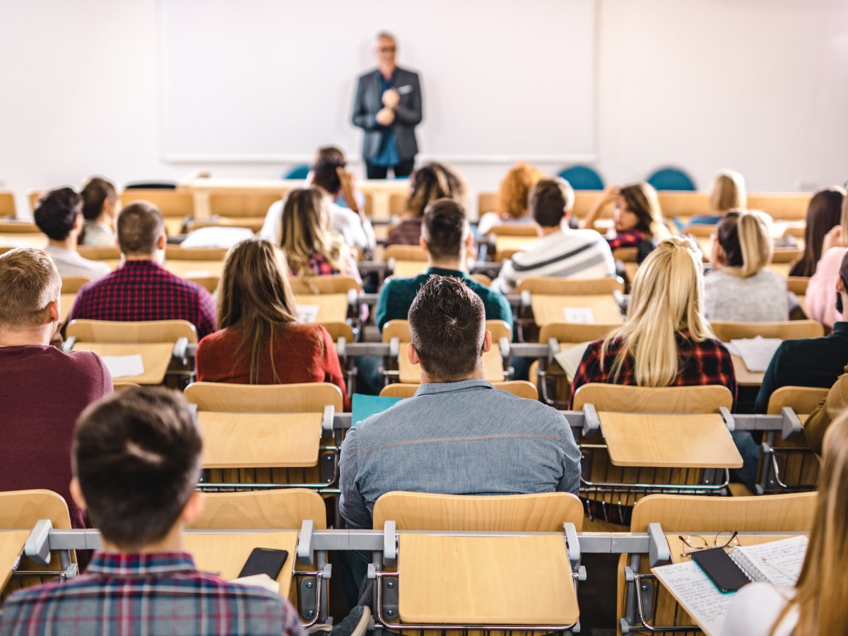 Studierende im HÃ¶rsaal