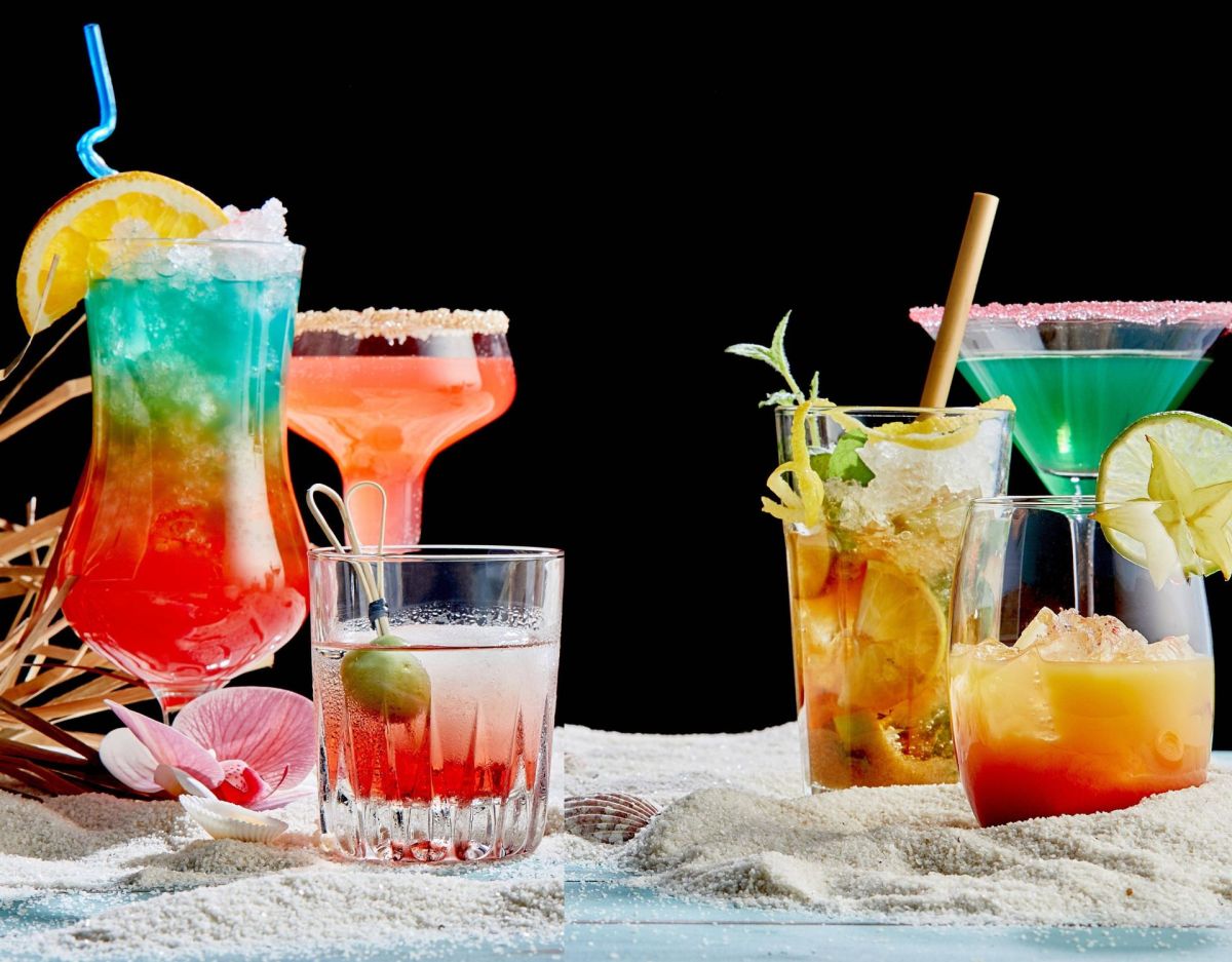 Ein fruchtiger Cocktail-Klassiker versetzt dich in Sommer-Laune? Wir haben die Rezepte vieler Cocktails auf einen Blick für dich hier.