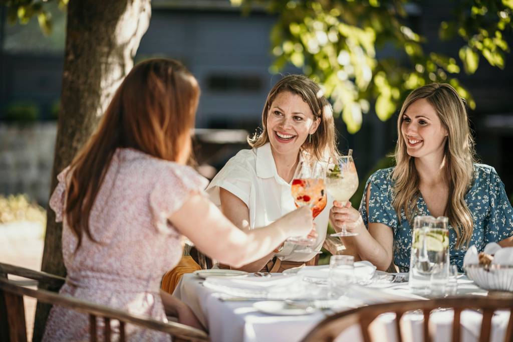 Frauen Restaurant